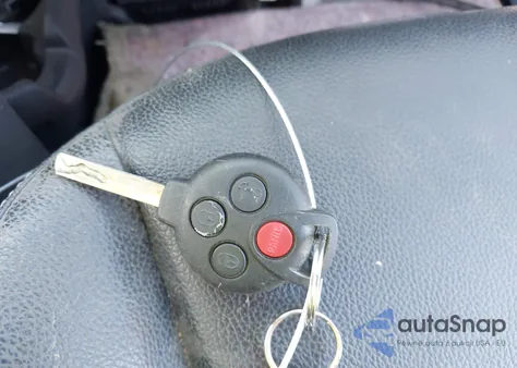 2015 Smart Fortwo Passion/Pure из США, поврежденный, VIN WMEEJ3BA4FK800163